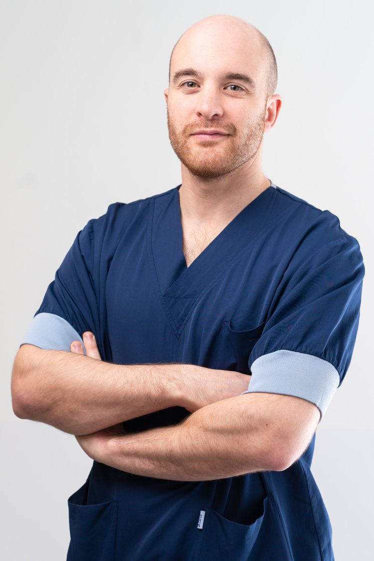 Dr Raphael Janssens